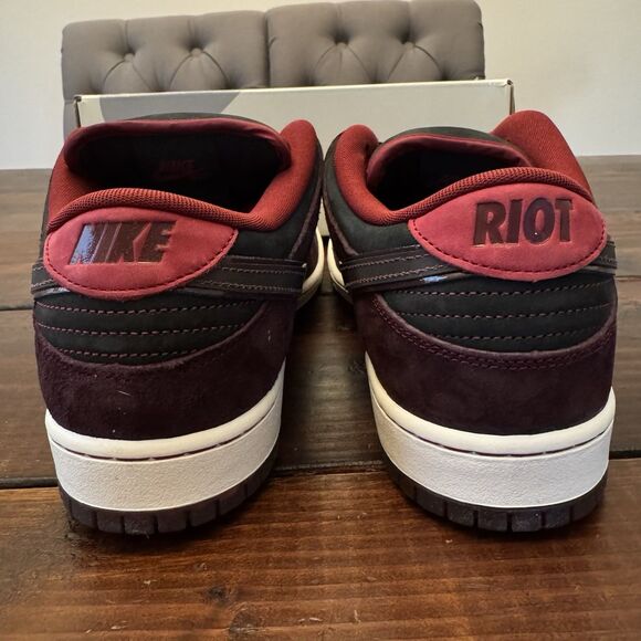 Nike SB Dunk Low Riot Skateshop Shoes main image 6
